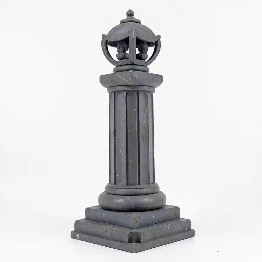 Temple_Pillar_With_Lantern_Form