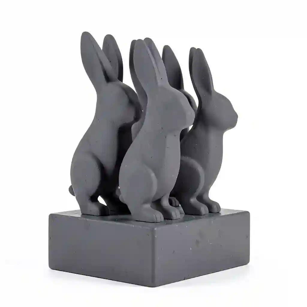Bunny_Family_Sculpture_001.webp