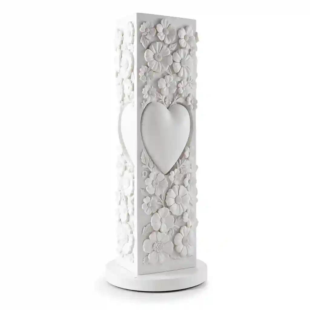 Floral_Heart_Pillar_Form_002.webp