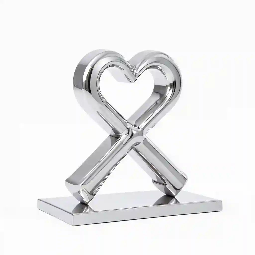 Infinity_Heart_Sculpture_002.webp