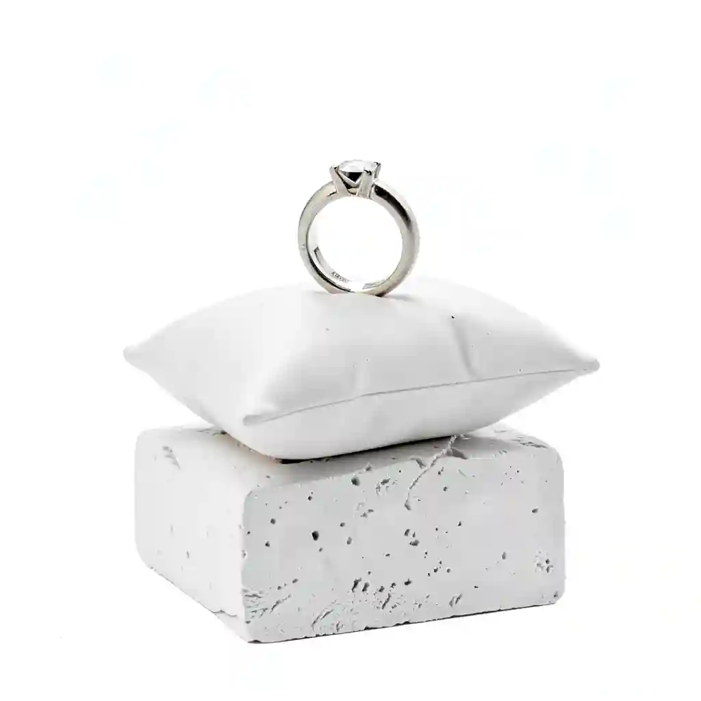 Ring_On_Pillow_Form_001.webp